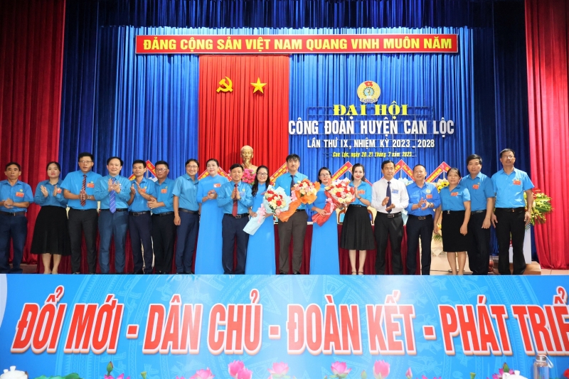 Can Lộc: Nhiều hoạt động chào mừng thành công Đại hội Công đoàn huyện lần thứ IX